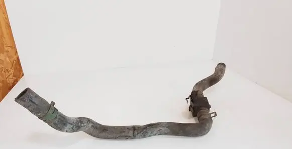 Volkswagen Transporter - Caravelle T4 Engine coolant pipe/hose 701819809C