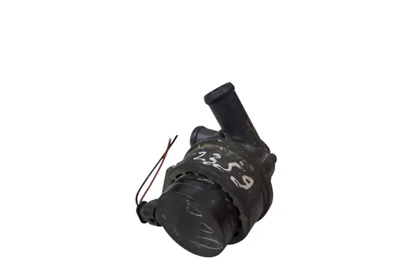 Volvo V60 Electric auxiliary coolant/water pump 31332380