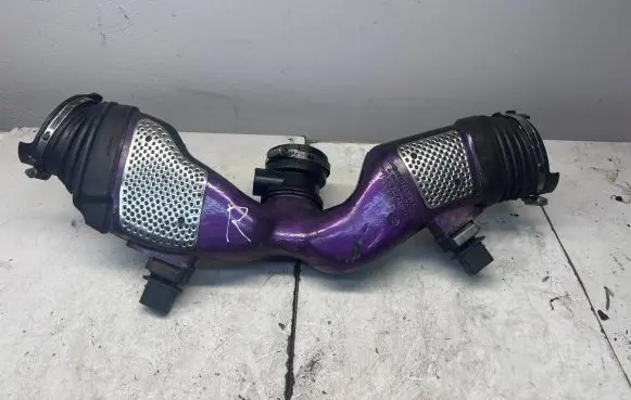 Mercedes-Benz E AMG W211 Mass air flow meter A6420943497 4010088A 0110183A