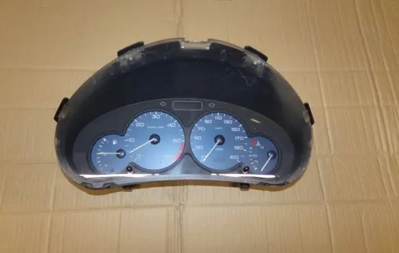 Citroen Berlingo Speedometer (instrument cluster) 9646433980
