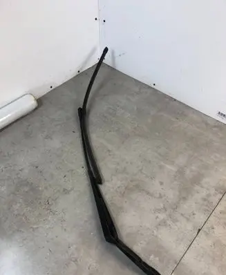 Mercedes-Benz Sprinter W907 W910 Front wiper blade arm A9108203200