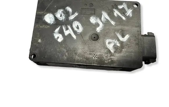 Mercedes-Benz C W204 Distronic sensor radar A0025409117 A0004420156 A0055425918