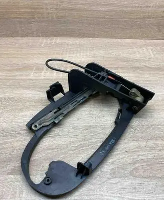 BMW 7 E65 E66 Rear door exterior handle/bracket 7013704 REARRIGHTSIDE