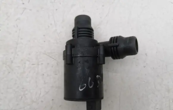 BMW 5 E60 E61 Electric auxiliary coolant/water pump 6951549