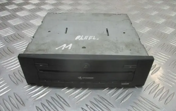 Renault Laguna II CD/DVD changer 8200290680-A