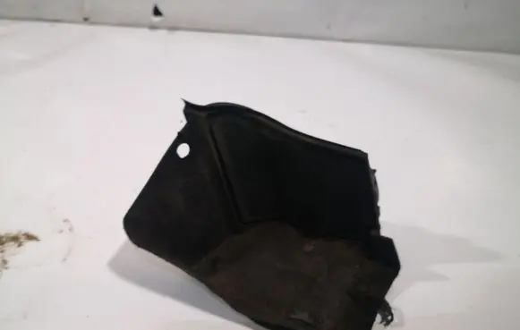 BMW 3 E90 E91 Rain gutter 64316940856 15677210