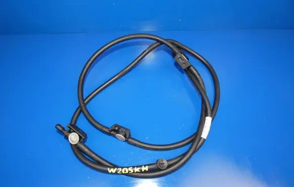 Mercedes-Benz C W205 Windshield washer fluid hose A2058600192