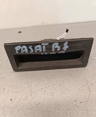 Volkswagen PASSAT B7 Tailgate/trunk/boot exterior handle BN3CZ 5N0827566T