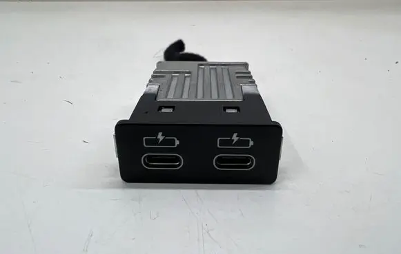 BMW i4 USB socket connector 5A84160