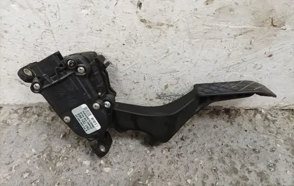 Volvo S80 Accelerator throttle pedal 7H1721503