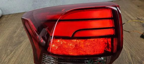 Mitsubishi Outlander Rear/tail lights