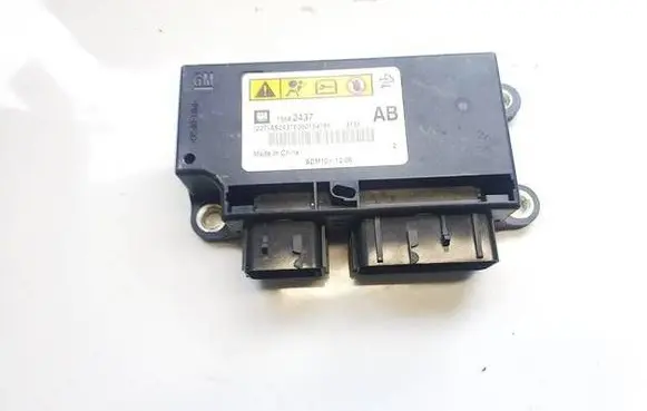 Chevrolet Orlando Airbag control unit/module 13582437