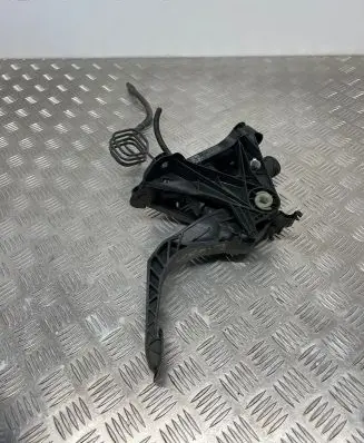 Seat Leon (5F) Clutch pedal 5Q1721059CM 22032014