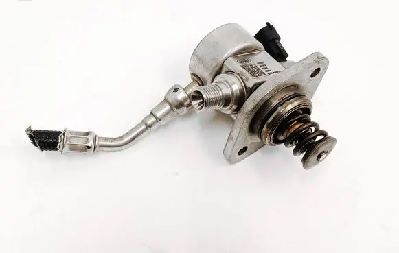 Ford Escape III Fuel injection high pressure pump DS7G9D376DC
