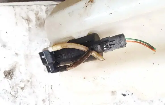 Windscreen/windshield washer pump