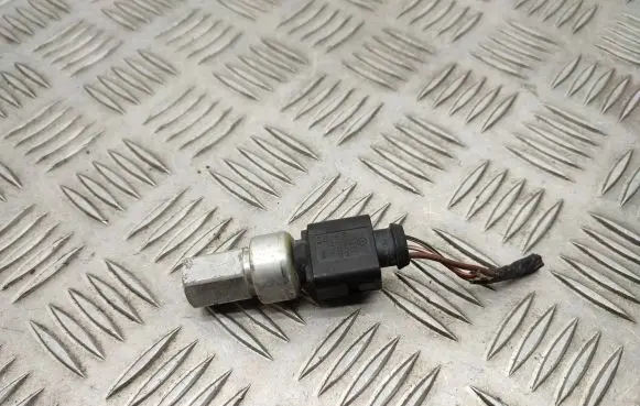 Volkswagen Polo V 6R Air conditioning (A/C) pressure sensor 1J0973703