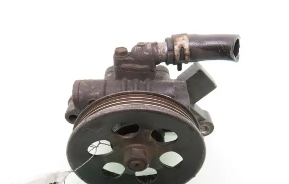 Honda CR-V Power steering pump P3F065895W