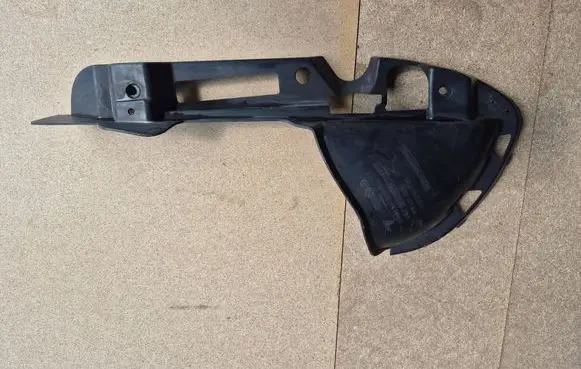 Porsche Cayenne (92A) Front bumper lower grill 7P5121333C