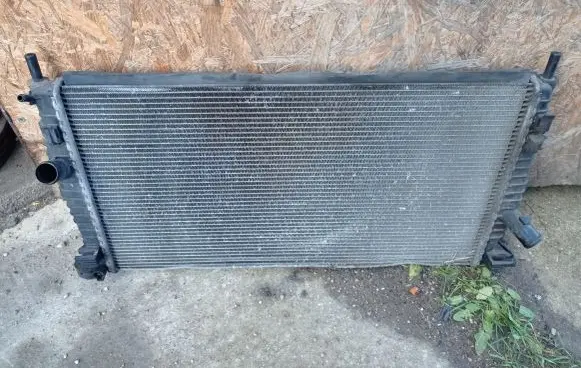 Volvo V50 Coolant radiator