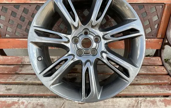 Land Rover Range Rover Evoque L551 R19 alloy rim 