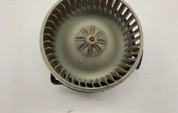 Cadillac CTS Heater fan/blower AY194000
