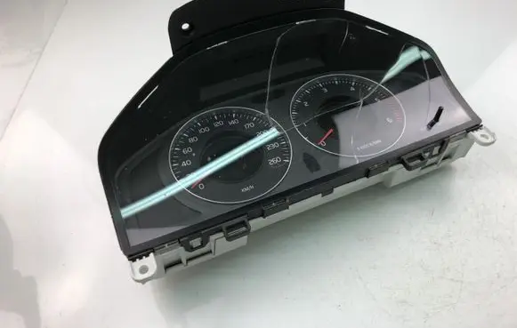 Volvo XC70 Speedometer (instrument cluster) 31254535AA