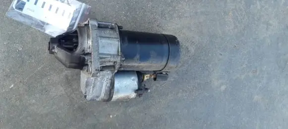 Opel Zafira A Starter motor