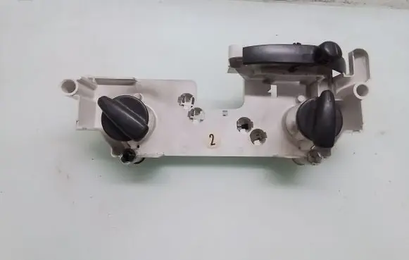 Toyota Yaris Climate control unit 758277