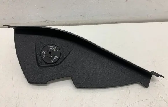 BMW 2 F46 Dashboard side end trim 51459262980 14065410