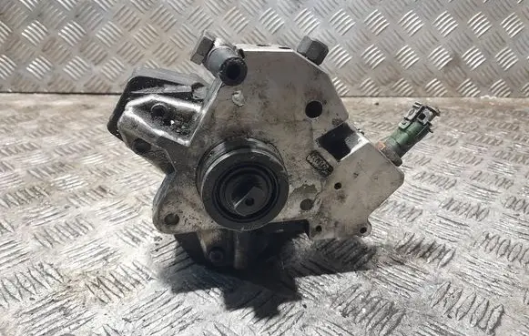 Volvo S60 Fuel injection high pressure pump 0445010111