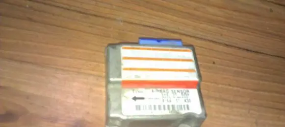 Mazda 323 Airbag control unit/module b16a57k30 b16a-57-k30
