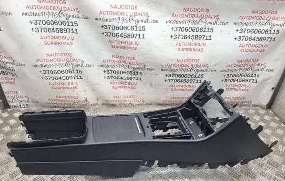 Volkswagen PASSAT B7 Center console 3C0858329H 502209