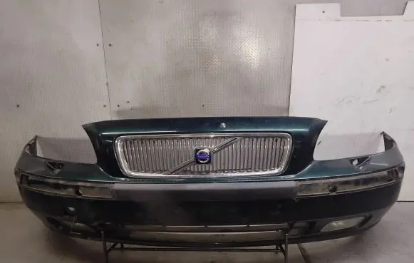 Volvo V70 Front bumper
