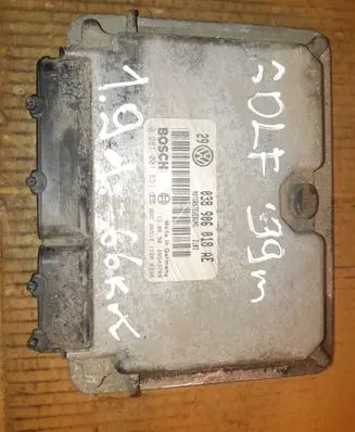 Volkswagen Golf IV Engine control unit/module 038906018AE 0281001851