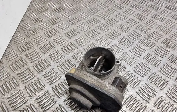 Volkswagen Caddy Throttle valve 038128063C