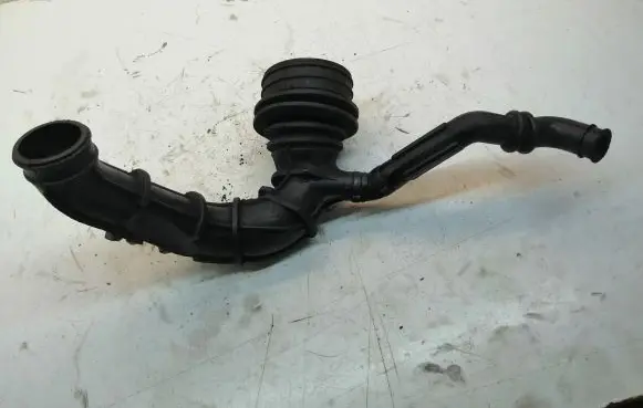 Ford Transit Turbo air intake inlet pipe/hose