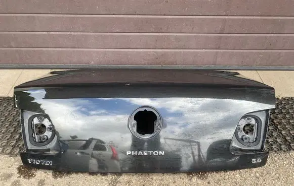 Volkswagen Phaeton Tailgate/trunk/boot lid 3D5827159