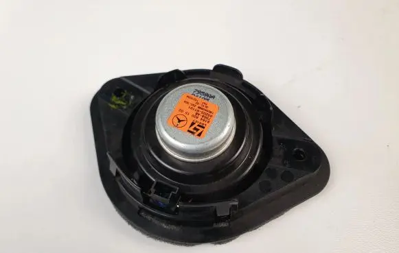 Mercedes-Benz ML W164 Panel speaker A1648201502