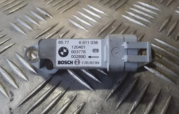 BMW X5 E53 Airbag deployment crash/impact sensor 0285002064 65776911038 6911038