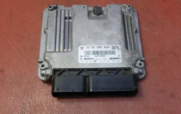 Opel Insignia A Wing mirror control module 55585024 55579447