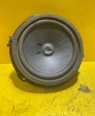 Ford Focus Front door speaker AA6T18808AA 497930 2HN089