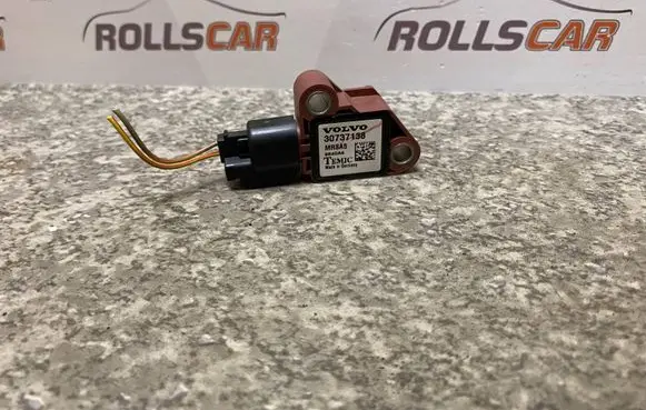 Volvo V50 Airbag deployment crash/impact sensor 30737138