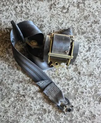 Opel Vivaro Front seatbelt 300774 3231105 52210