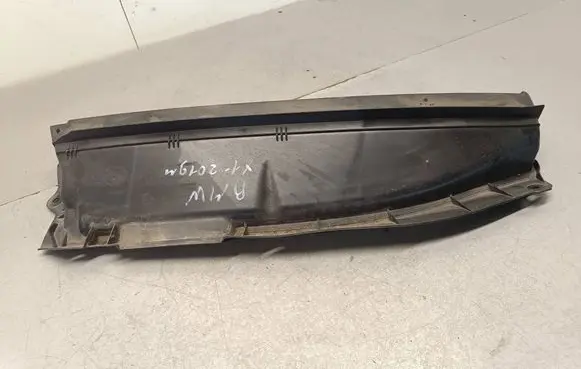 Audi Q3 8U Other engine bay part 7290716 15677210 51570
