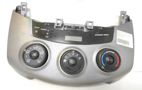 Toyota RAV 4 (XA30) Air conditioner control unit module 83920-42010