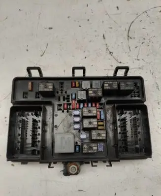 Ford S-MAX Fuse box set F2GT14A067 G2811 F2GT14A067LD