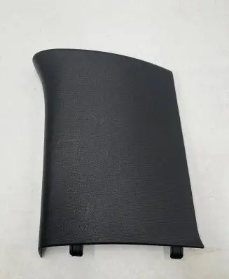 (D)pillar trim (top)