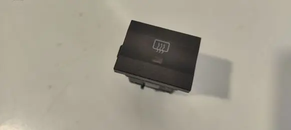 Windscreen/window heater switch