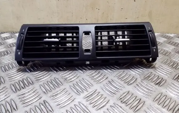 BMW X5 E70 Dash center air vent grill 6958654