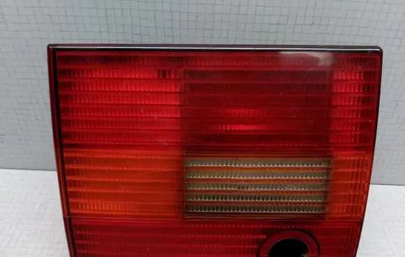 Volkswagen PASSAT B4 Tailgate rear/tail lights 3A9945108